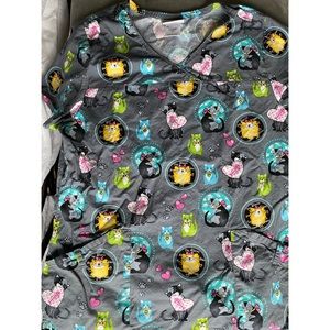 Scrubstar gray cat scrub top
